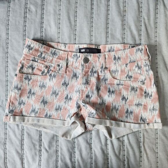 Levis Pink And Grey Short Shorts - Picture 1 of 6